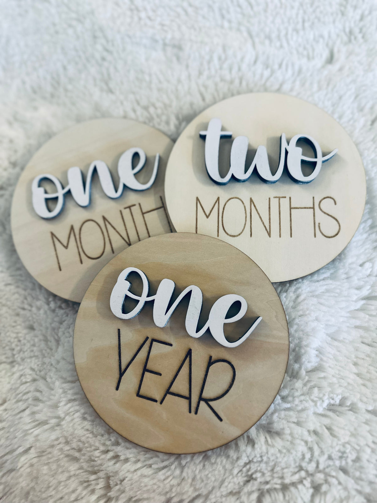Neutral Wooden Baby Milestone Discs – Monthly & One Year Set)